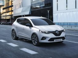 2021-dacia-sandero-rendering-looks-more-like-a-renault-clio-142117_1