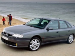 Renault Safrane Biturbo