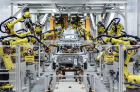 S8-debut-de-production-pour-la-nouvelle-audi-a3-sportback-622992
