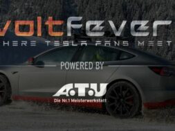 S8-un-des-premiers-grands-rassemblements-de-tesla-en-europe-181806