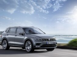 Volkswagen-Tiguan-2018