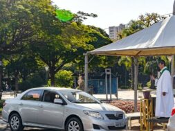 shutterstock_preot-masina-1024×678