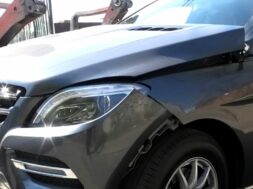 Mercedes-Benz-ML-excavator-2