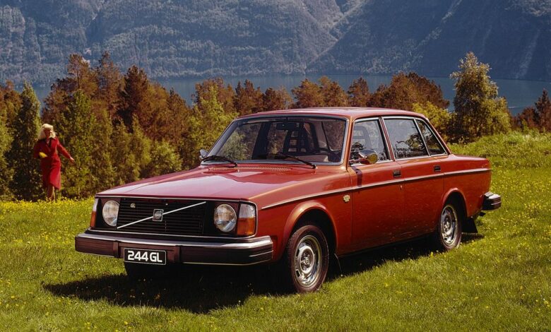 Volvo 240 
