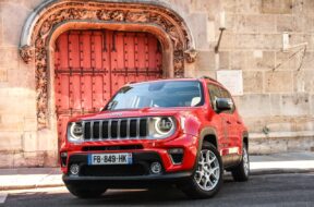 Jeep Renegade AR
