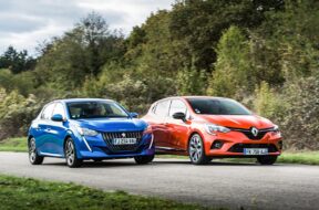 Renault Clio i Peugeot 208