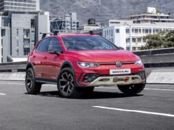 S8-la-volkswagen-golf-8-imaginee-en-version-country-629746