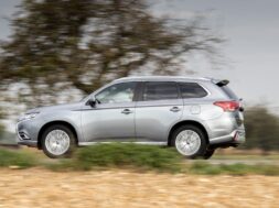 S8-mitsubishi-l-avenir-en-europe-sera-discute-dans-les-prochaines-semaines-183475