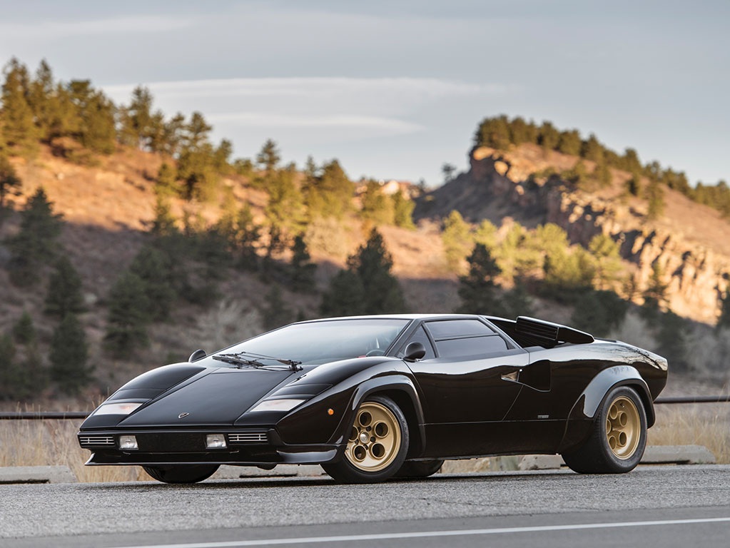 Lamborghini countach максимальная скорость