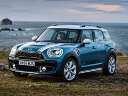 6-mini-countryman-static-front