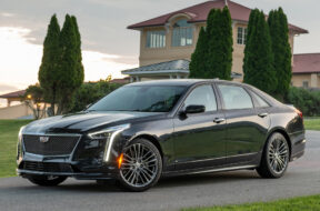 Cadillac CT6 (1)