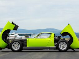 Lamborghini-Miura-P400-22