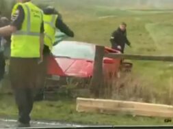 paddy-mcguinness-crashes-1990-lamborghini-diablo-while-shooting-top-gear-144925_1