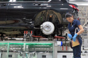 1799814-bmw-werkseroeffnung-in-mexiko-laengst-produzieren-deutsche-hersteller-nicht-mehr-nur-in-heimat-qT1VL7cLPaVHSLmxNG