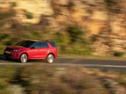 2020-land-rover-discovery-sport