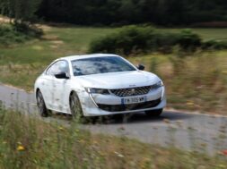 Peugeot 508 Hybrid Plug-in AR