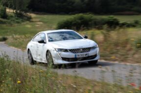 Peugeot 508 Hybrid Plug-in AR
