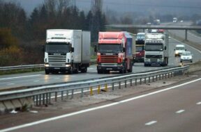 S8-bientot-moins-de-camions-de-pays-de-l-est-sur-nos-routes-184306