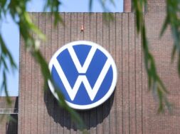 vw-kraftwerk-in-wolfsburg-niemand-auf-der-welt-hat-mehr-schulden-als-der-autobauer-das-ist-allerdings-nicht-ganz-so-problematisch-wie-es-scheint-