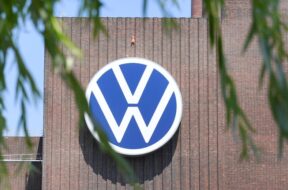vw-kraftwerk-in-wolfsburg-niemand-auf-der-welt-hat-mehr-schulden-als-der-autobauer-das-ist-allerdings-nicht-ganz-so-problematisch-wie-es-scheint-