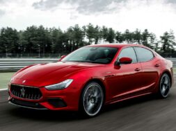2021-maserati-ghibli-trofeo (3)