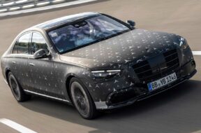 2021-mercedes-benz-s-class-teaser-e-active-body-control