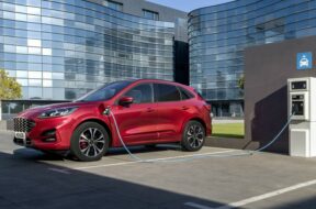 Ford Kuga PHEV