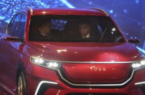 GettyImages-1190597592-scaled-e1597063482538-2048×1187