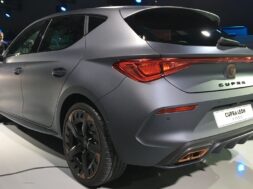 S8-voiture-de-gendarmerie-la-renault-megane-rs-remplacee-par-des-cupra-leon-184902