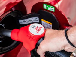 pompe-distribuant-5-carburants-dont-du-e-85-resultat_2