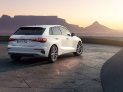 2020-audi-a3-sportback-30-g-tron-exterior (4)