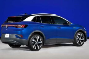 2021-volkswagen-id.4-exterior-rear-quarter-studio