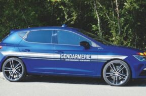S1-la-gendarmerie-en-seat-leon-cupra-646012