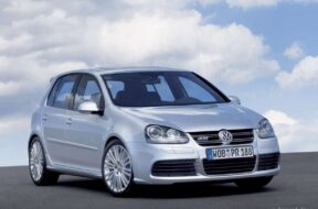 VOLKSWAGENGolfVR32-5Doors–1735_7