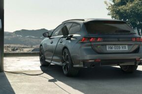 Peugeot 508 PSE hibrid punjenje