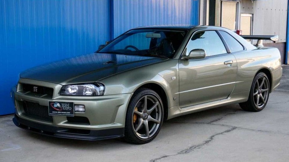 nissan skyline gtr r35 2002