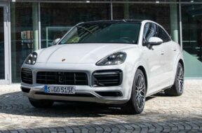 2021-porsche-cayenne-e-hybrid