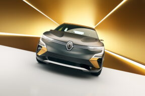 Renault-Megane-eVision-04