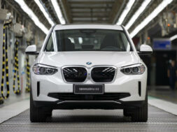 bmw ix3 kina
