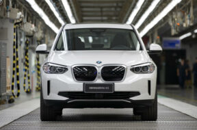 bmw ix3 kina