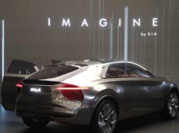 imagine-by-kia-concept-geneva-live