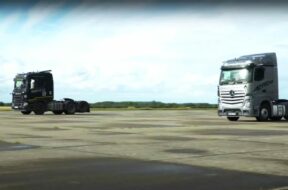 Camioanele-Scania-versus-Mercedes-Benz-2