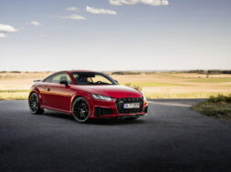audi-tts-competition-plus-and-bronze-selection-1