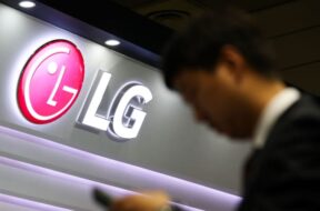 105272376-GettyImages-961570332