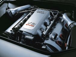 Audi Avantissimo – 4.2 Litre `biturbo´ V8 engine