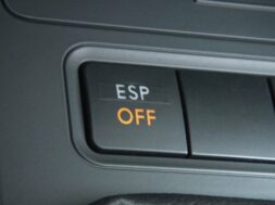 2-30.jpg.740x555_q85_box-104,0,1101,746_crop_detail_upscale