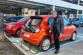 Renault Twingo ZE R80 Vibes