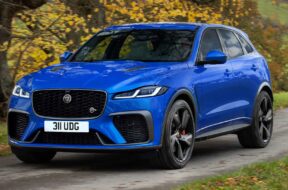 Jaguar F-Pace SVR