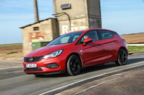 Opel Astra K AR