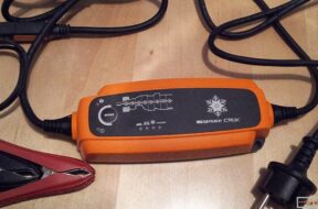 luchshie_zaryadnie_ustrojstva_dlya_avtomobilnih_akkumulyatorov_ra_7